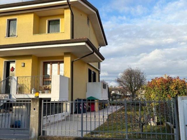 Villa Indipendente in vendita a Ponte Crepaldo, Eraclea