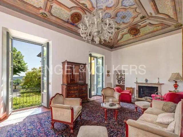 Villa Indipendente in vendita a Cassina Mariaga, Erba