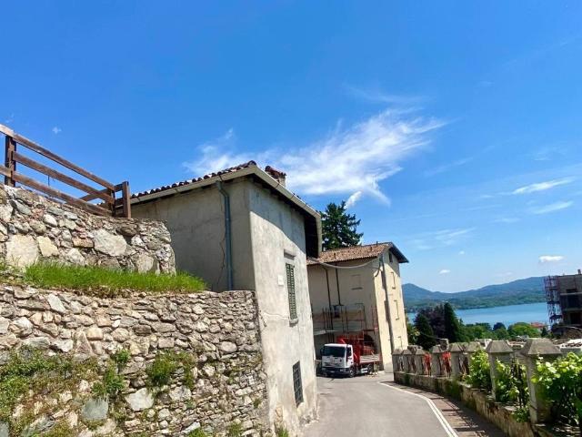 Villa Indipendente in vendita a Bindella, Erba