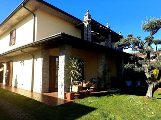 Villa Indipendente in vendita a Villa, Erbusco