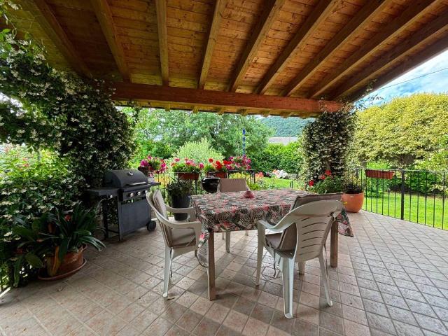 Villa Indipendente in vendita a Erbusco, Lombardia