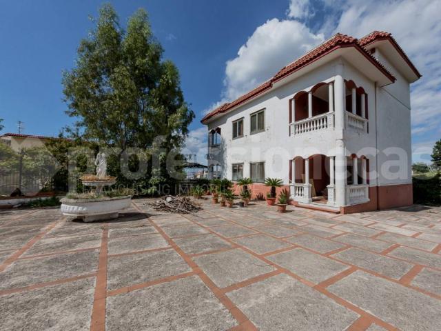 Villa Indipendente in vendita a Ercolano, Campania