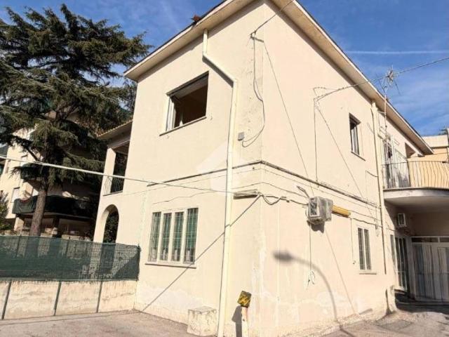 Villa Indipendente in vendita a Ercolano, Campania