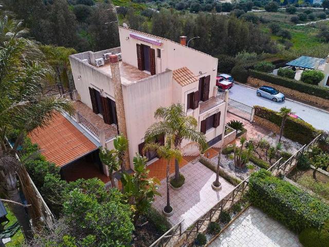 Villa Indipendente in vendita a Erice, Sicilia