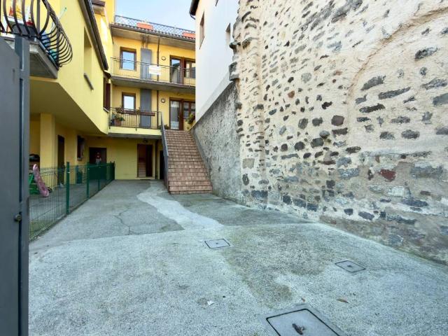 Villa Indipendente in vendita a Comunità montana della valle Camonica, Esine