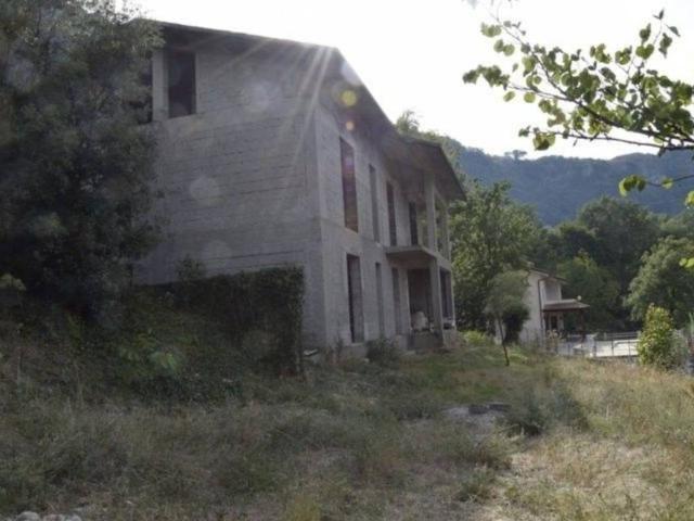 Villa Indipendente in vendita a Esperia, Lazio
