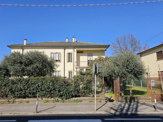 Villa Indipendente in vendita a Prà, Este
