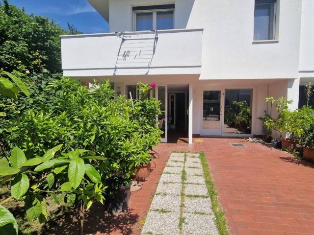 Villa Indipendente in vendita a Este, Veneto