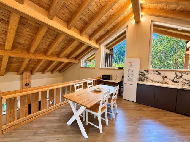 Villa Indipendente in vendita a Pallais-Dessous, Étroubles