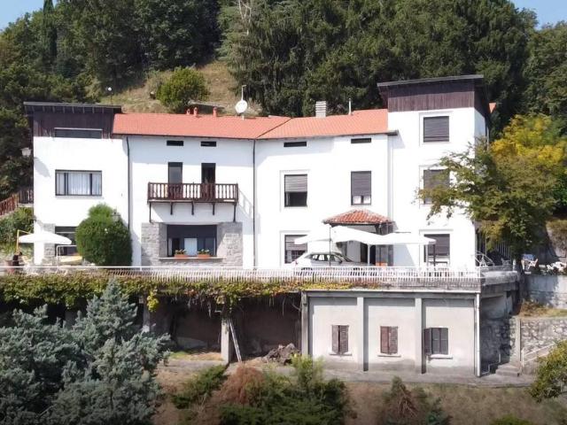 Villa Indipendente in vendita a Eupilio, Lombardia
