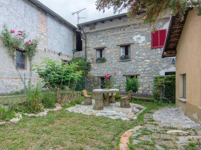 Villa Indipendente in vendita a Piemonte, Alessandria