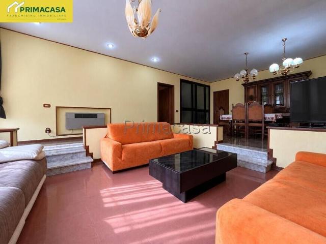 Villa Indipendente in vendita a Vella, Fabbrico