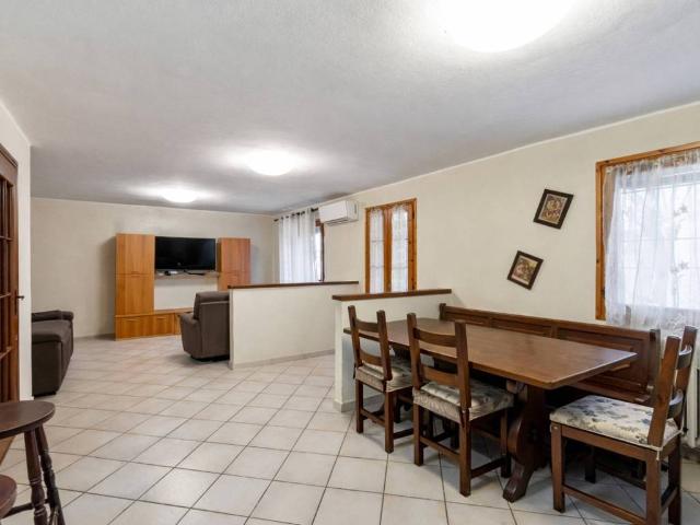Villa Indipendente in vendita a Pianura Reggiana, Re