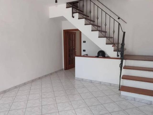 Villa Indipendente in vendita a Piano, Marche