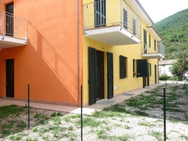 Villa Indipendente in vendita a Albacina-Borgo Tufico, Marche