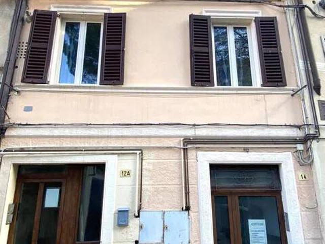 Villa Indipendente in vendita a Centro, Marche