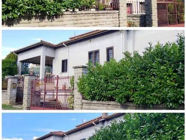 Villa Indipendente in vendita a Fabrica Di Roma, Lazio