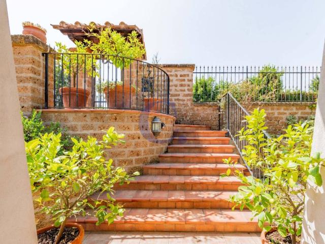 Villa Indipendente in vendita a Fabrica Di Roma, Lazio