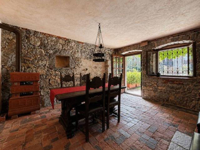 Villa Indipendente in vendita a Stremiz / Garmovščica, Faedis / Fojda