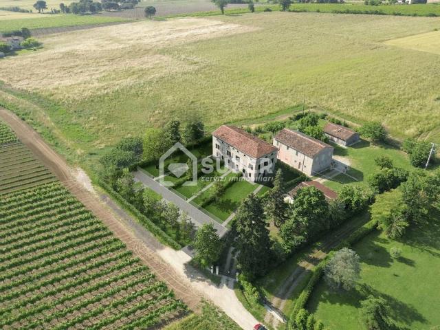 Villa Indipendente in vendita a Unione della Romagna Faentina, Faenza