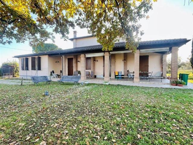 Villa Indipendente in vendita a Borgo Tuliero, Faenza