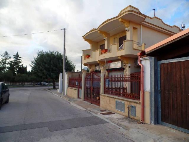 Villa Indipendente in vendita a Faggiano, Taranto