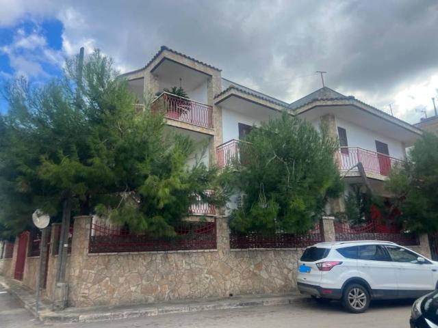 Villa Indipendente in vendita a Faggiano, Taranto