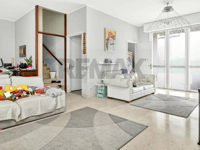 Villa Indipendente in vendita a Fagnano Olona, Lombardia