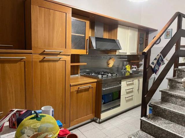 Villa Indipendente in vendita a Bergoro, Fagnano Olona