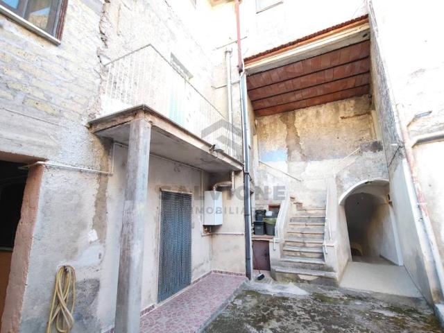 Villa Indipendente in vendita a Fontanavecchia, Faicchio