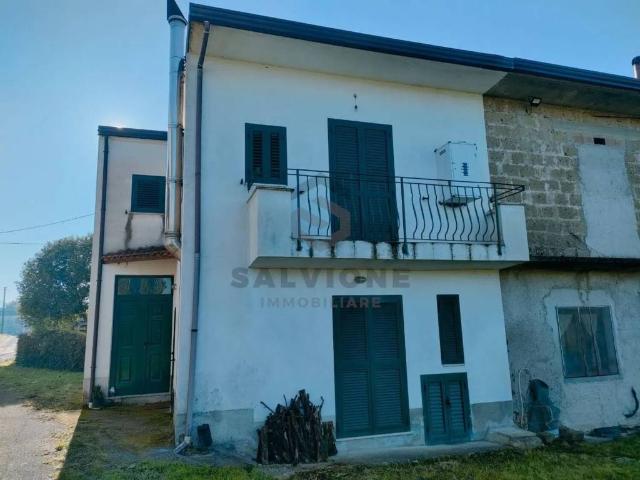 Villa Indipendente in vendita a Faicchio, Campania