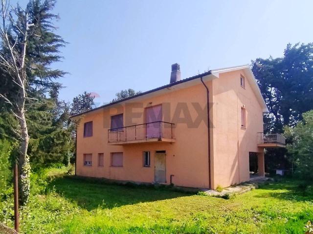 Villa Indipendente in vendita a Marche, Ancona