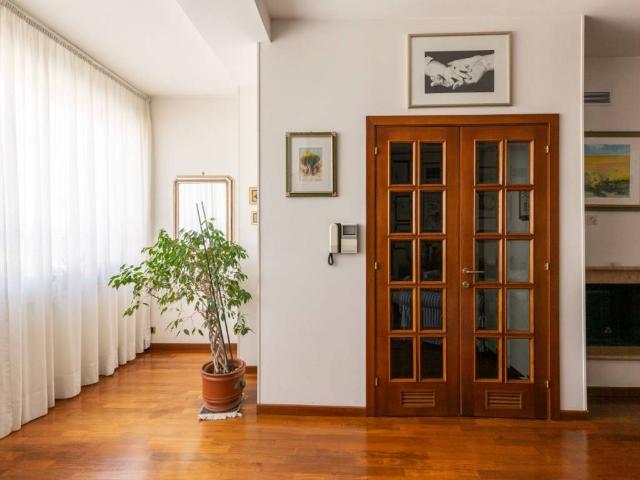 Villa Indipendente in vendita a Marche, Ancona