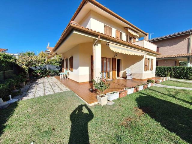 Villa Indipendente in vendita a Marche, Ancona