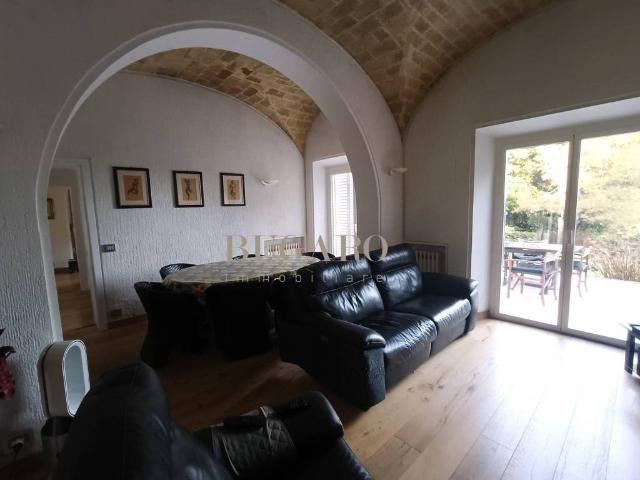 Villa Indipendente in vendita a Marche, Ancona