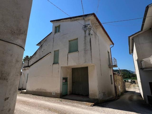 Villa Indipendente in vendita a Marche, Fermo