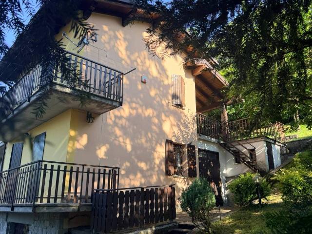 Villa Indipendente in vendita a Unione dei comuni del Frignano, Fanano