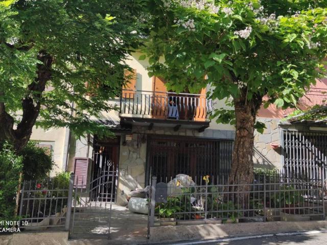 Villa Indipendente in vendita a Unione dei comuni del Frignano, Fanano