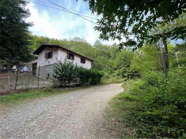 Villa Indipendente in vendita a Fanano, Modena