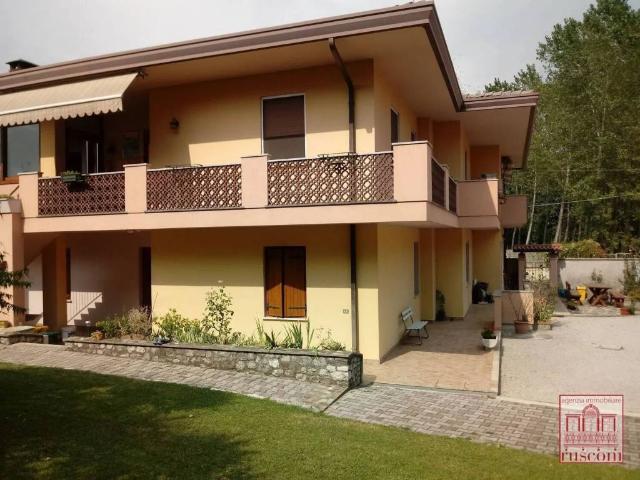 Villa Indipendente in vendita a Fanna, Friuli-Venezia Giulia