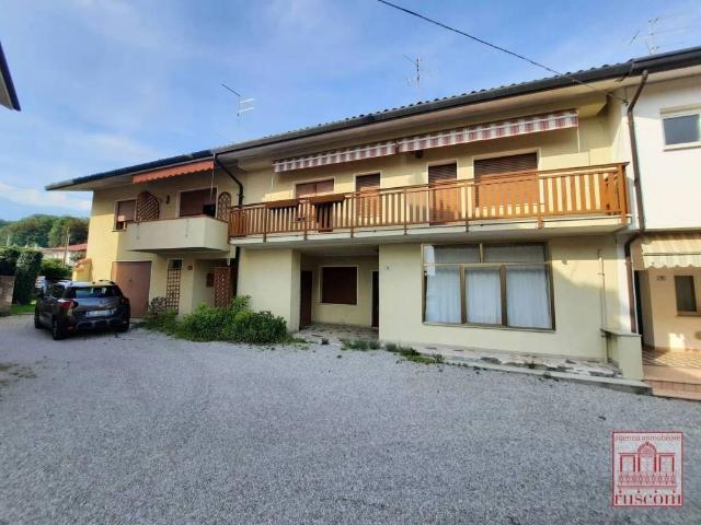 Villa Indipendente in vendita a Fanna, Friuli-Venezia Giulia
