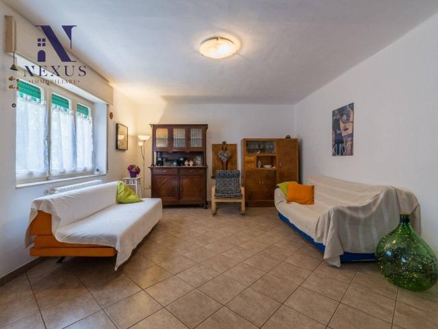 Villa Indipendente in vendita a Paleotta, Marche