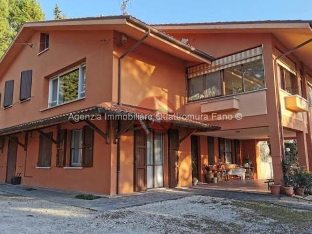 Villa Indipendente in vendita a Marche, Pesaro E Urbino