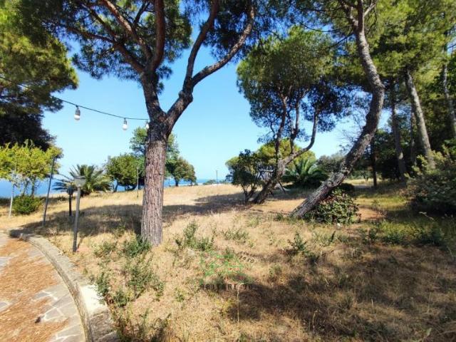 Villa Indipendente in vendita a Gimarra, Marche