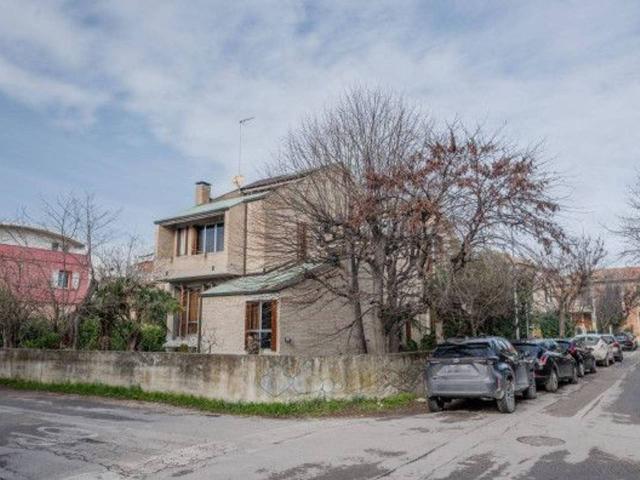 Villa Indipendente in vendita a San Cristoforo, Marche