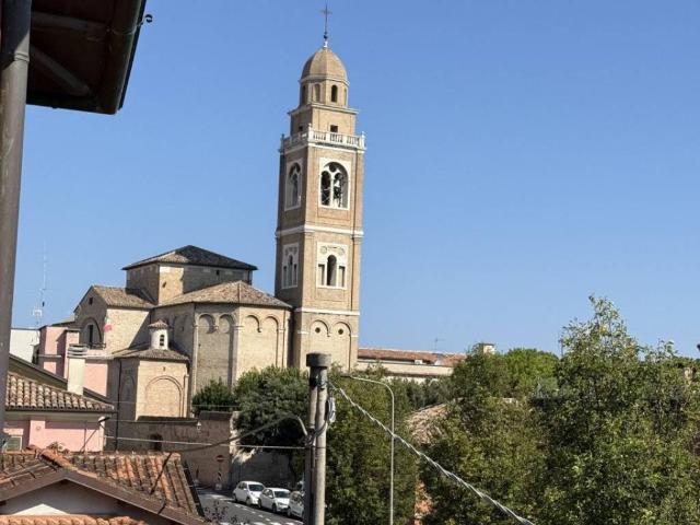 Villa Indipendente in vendita a Centro storico, Marche