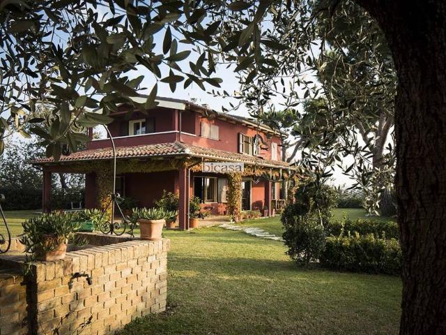 Villa Indipendente in vendita a Gimarra, Marche