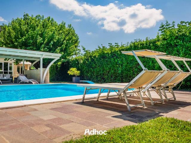 Villa Indipendente in vendita a Trave, Marche