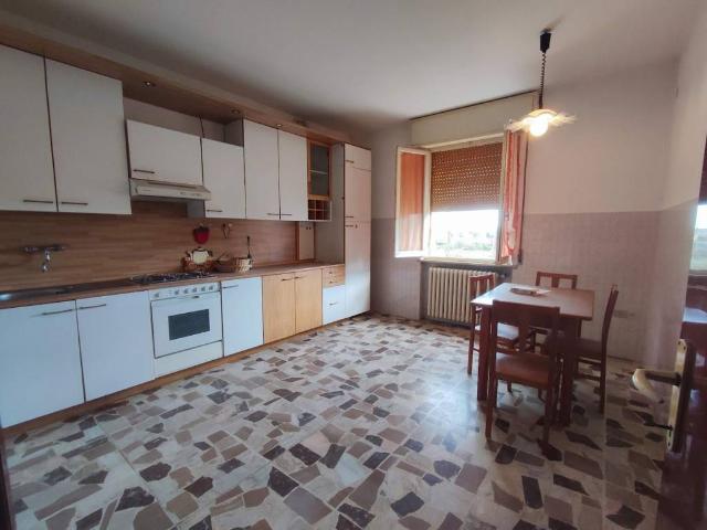 Villa Indipendente in vendita a Fano 2, Marche