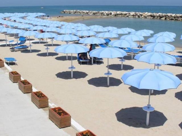 Villa Indipendente in vendita a Lido, Marche